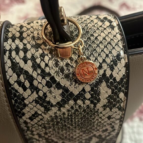 Nicole lee Tan and Black Satchel - Picture 6 of 7